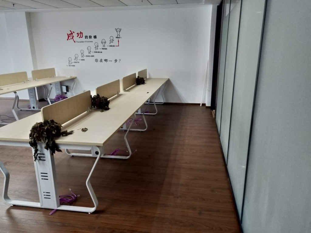 古汉国际广场 1室1厅1卫 9800.0元/月 古汉国际广场 1室1厅1卫 9800.0元/月室内图