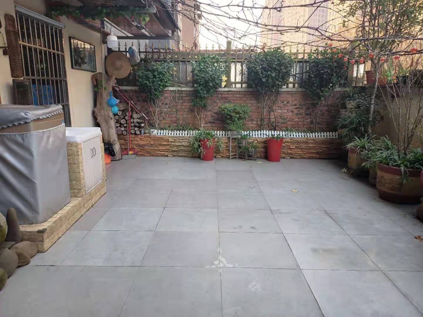 文化园三期 4室2厅3卫 156.0万 文化园三期 4室2厅3卫 156.0万客厅