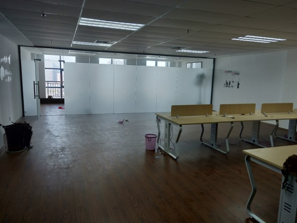 古汉国际广场 1室1厅1卫 9800.0元/月 古汉国际广场 1室1厅1卫 9800.0元/月室内图