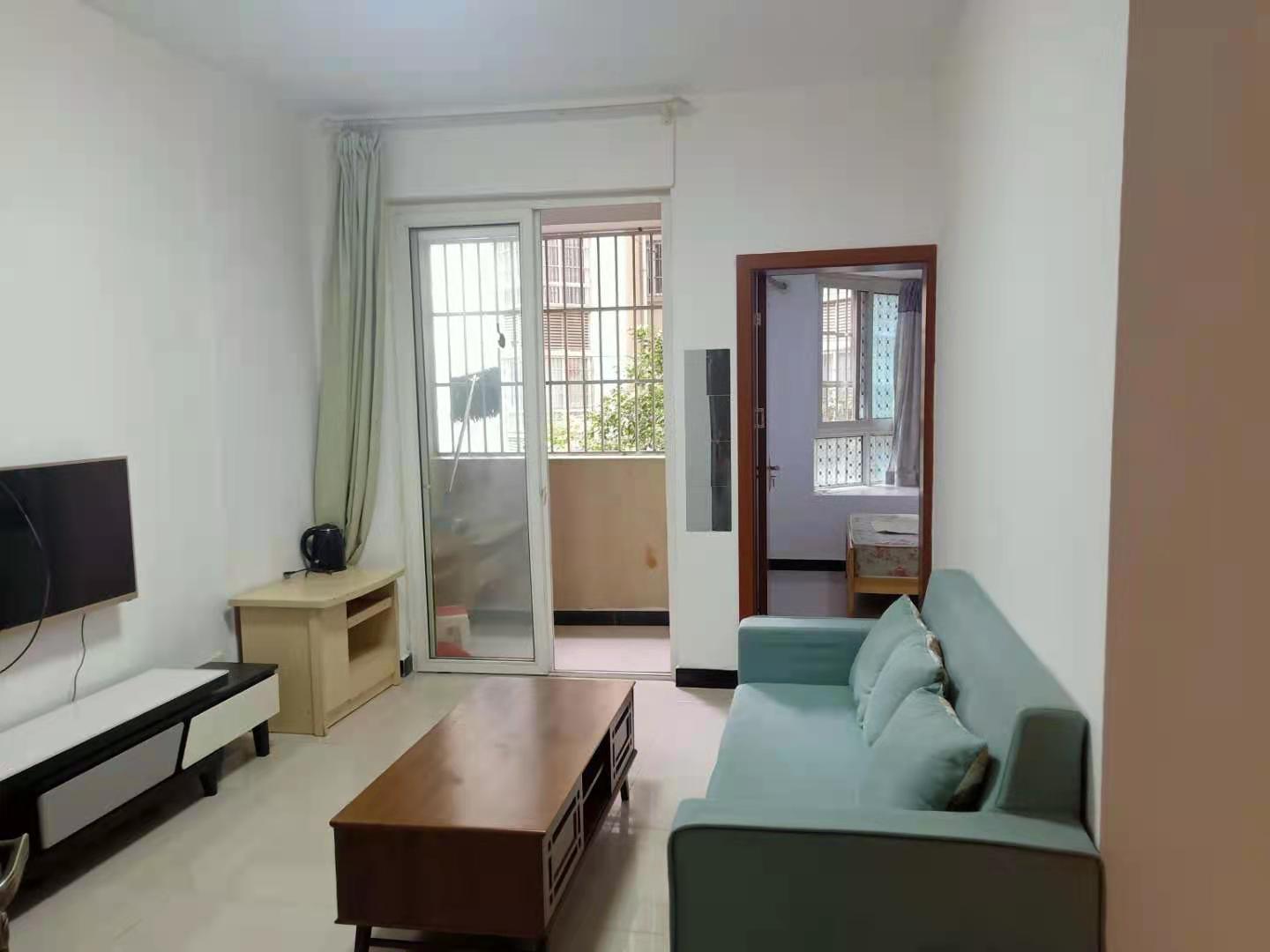 南湖锦苑 1室1厅1卫 1500.0元/月 南湖锦苑 1室1厅1卫 1500.0元/月室内图