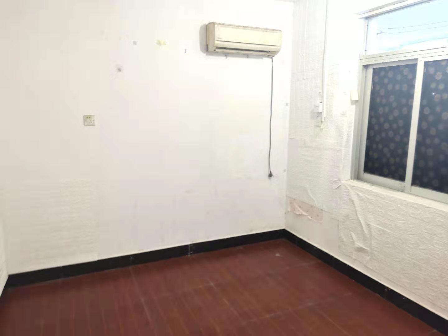 远东公寓  3室2厅1卫    2800.0元/月室内图
