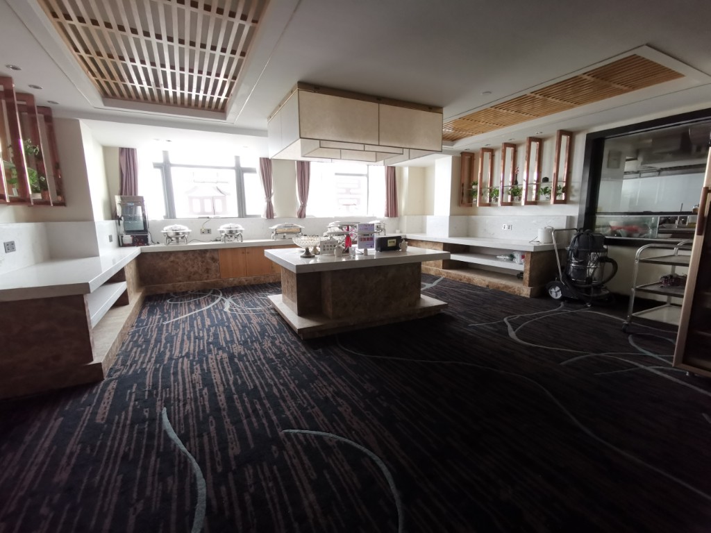 湘运大厦  1室1厅1卫    38.8万 湘运大厦  1室1厅1卫    38.8万卫生间