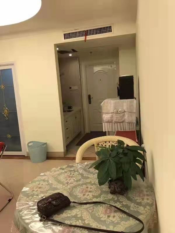 世纪阳光大厦公寓楼  1室1厅1卫    35.0万 世纪阳光大厦公寓楼  1室1厅1卫    35.0万阳台