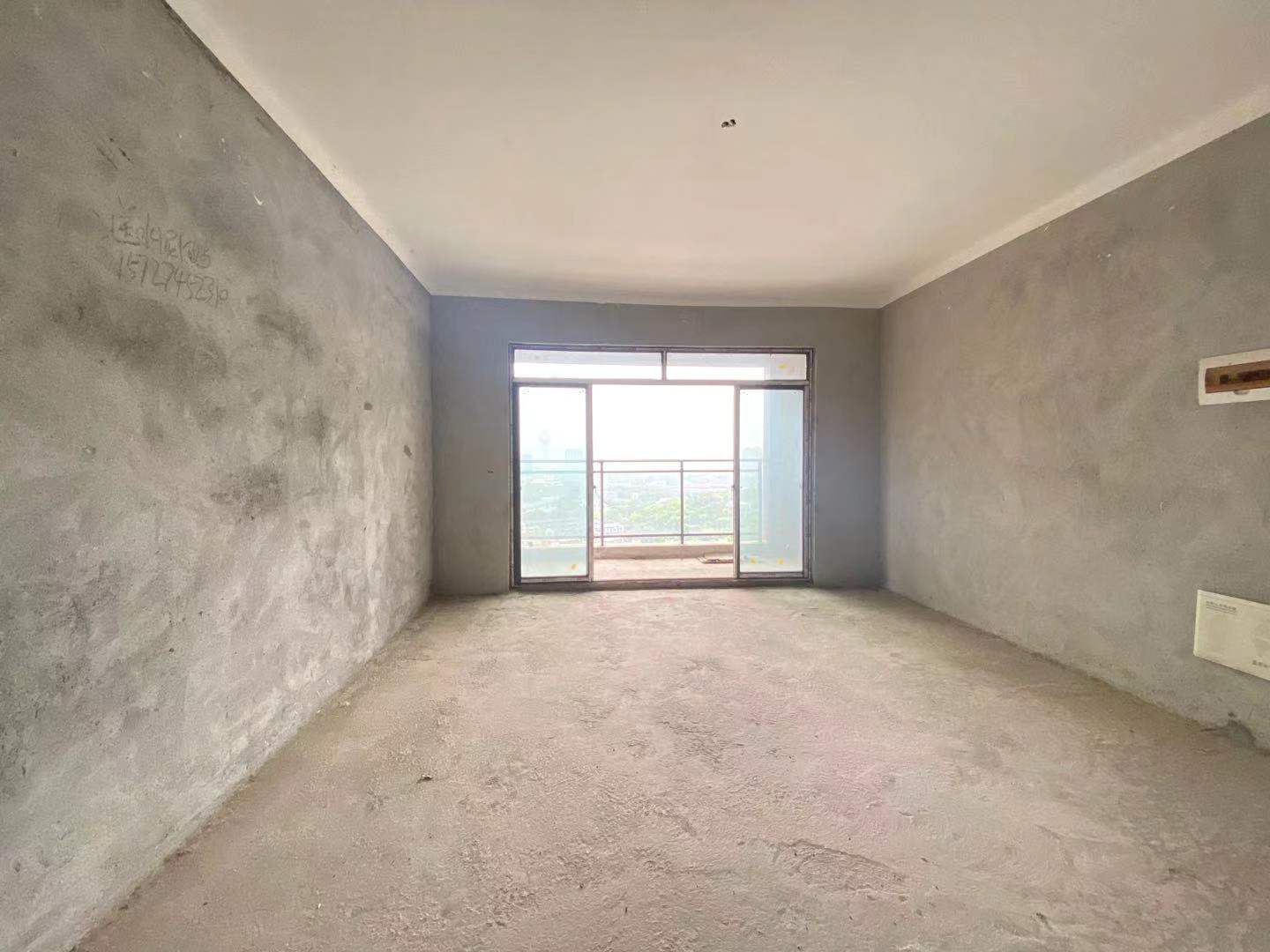 雅士林欣城  3室2厅2卫    80.0万 雅士林欣城  3室2厅2卫    80.0万卫生间