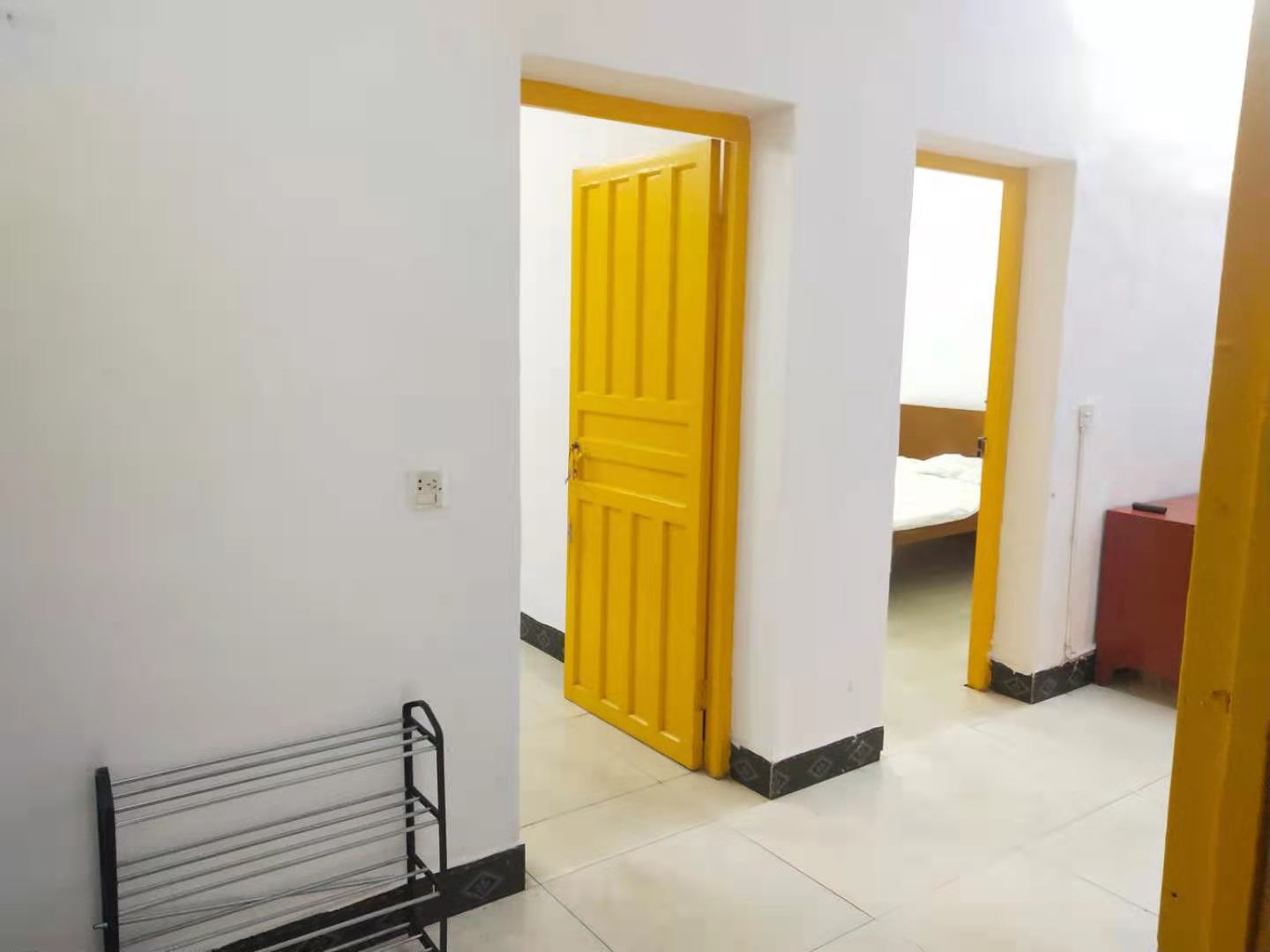 新建巷散盘  3室1厅1卫    1300.0元/月 新建巷散盘  3室1厅1卫    1300.0元/月户型图