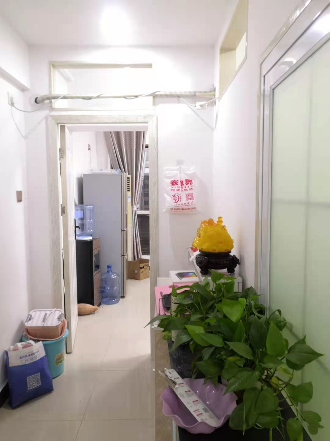 中房电脑大市场 0室0厅0卫 1100.0元/月 中房电脑大市场 0室0厅0卫 1100.0元/月室内图