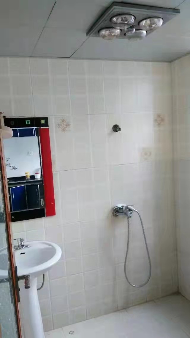 君逸康和 2室1厅1卫 1500.0元/月 君逸康和 2室1厅1卫 1500.0元/月室内图