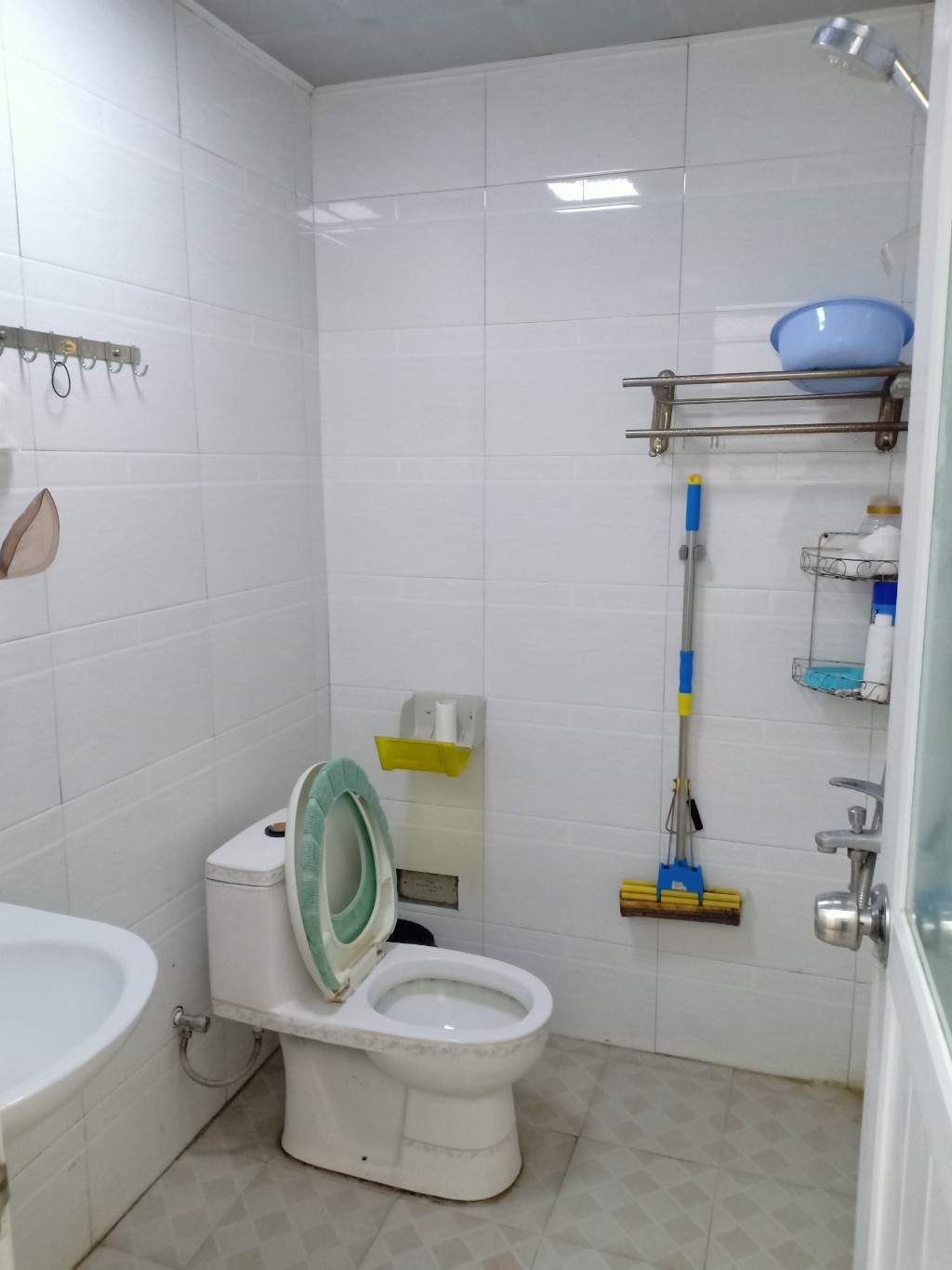 蓝筹公寓1栋 1室1厅1卫 23.0万 蓝筹公寓1栋 1室1厅1卫 23.0万客厅