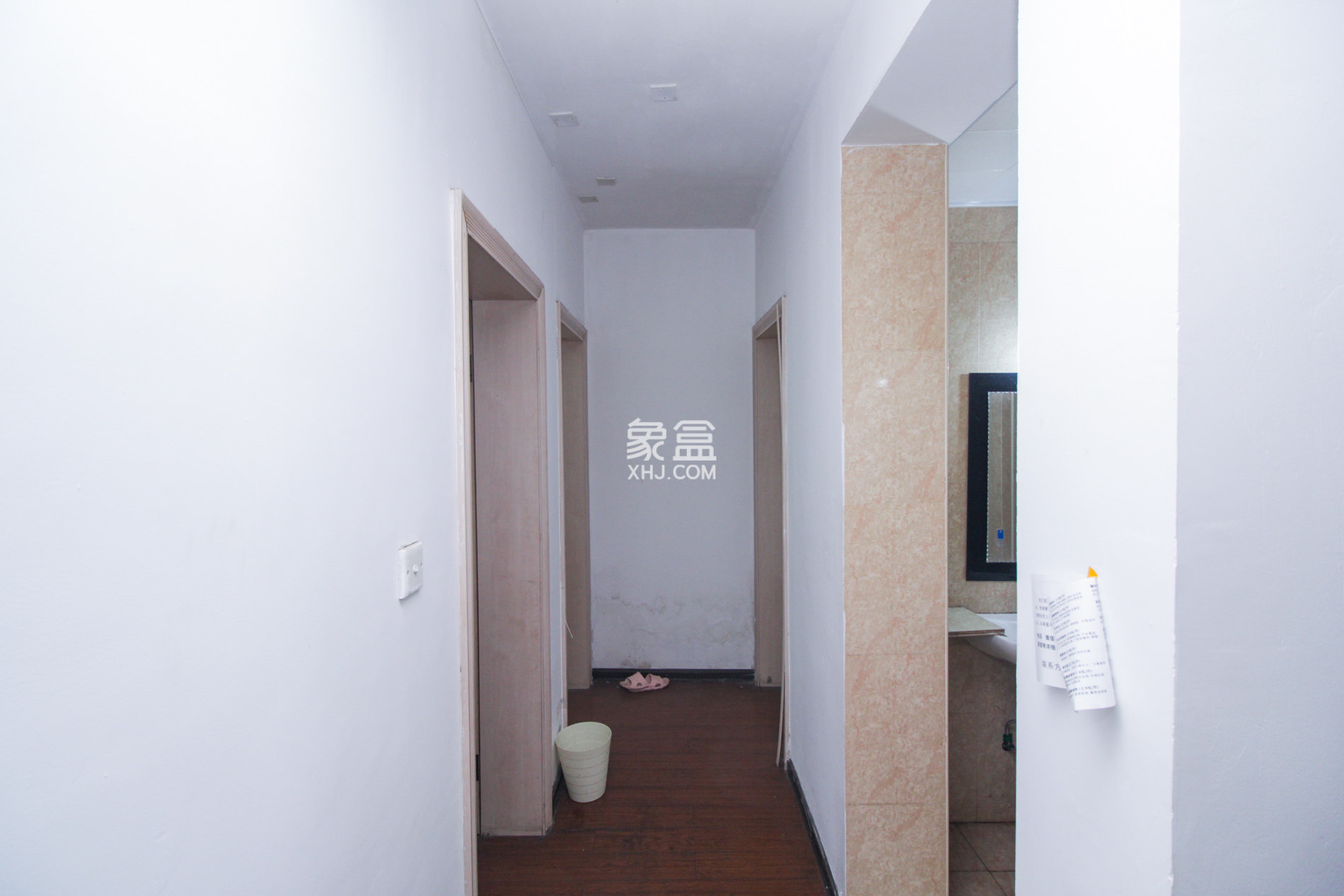山水庭院  3室2廳2衛(wèi)   86.00萬