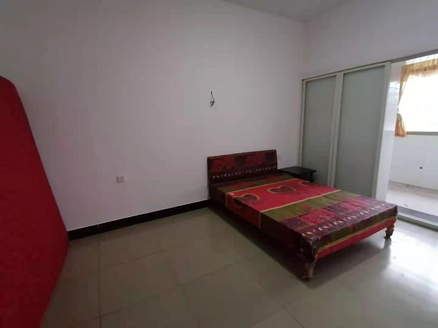 万利建材市场(万利大市场) 3室2厅1卫 700.0元/月 万利建材市场(万利大市场) 3室2厅1卫 700.0元/月室内图