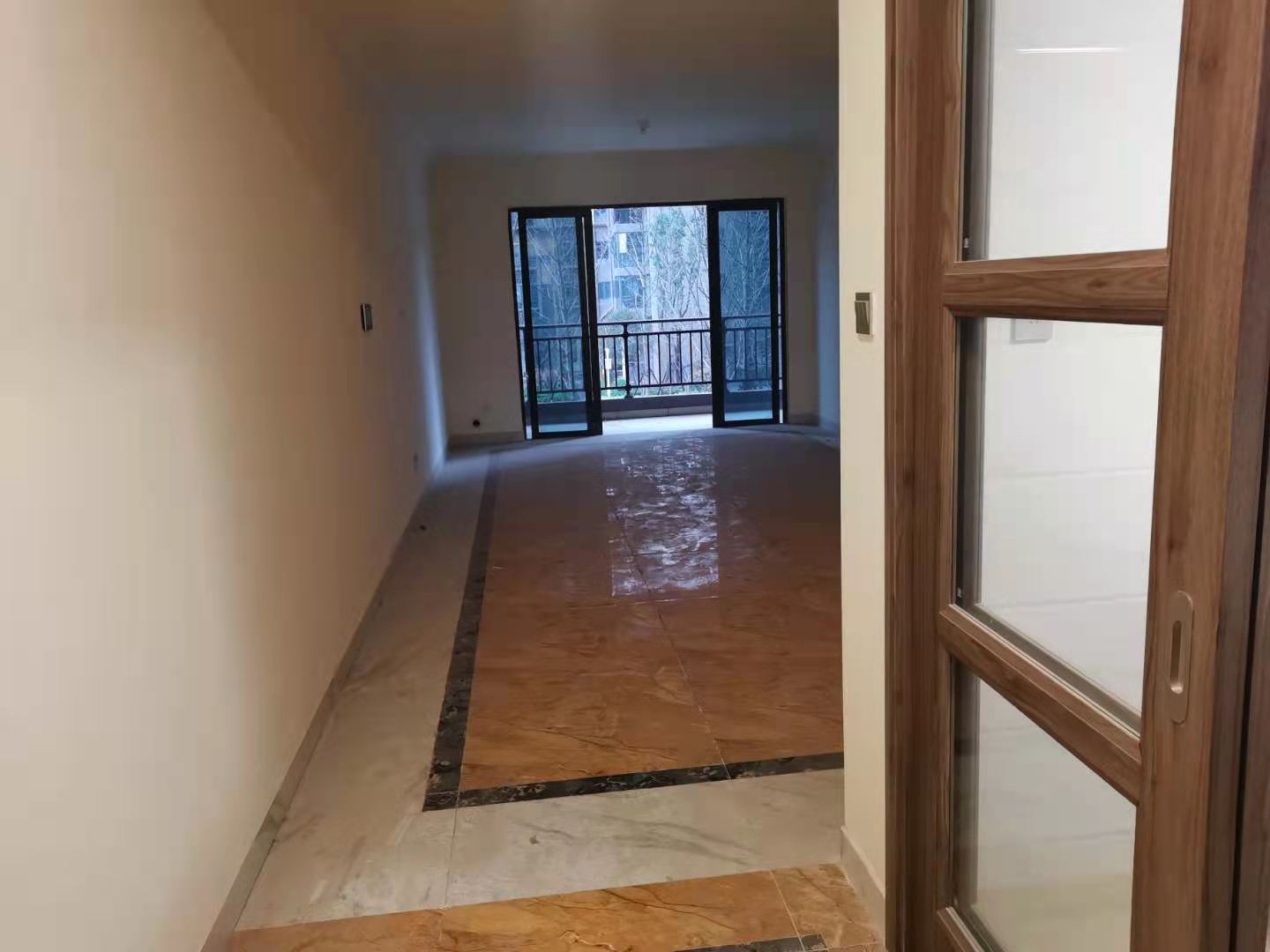 碧桂园梓山府 3室2厅2卫 2300.0元/月 碧桂园梓山府 3室2厅2卫 2300.0元/月户型图