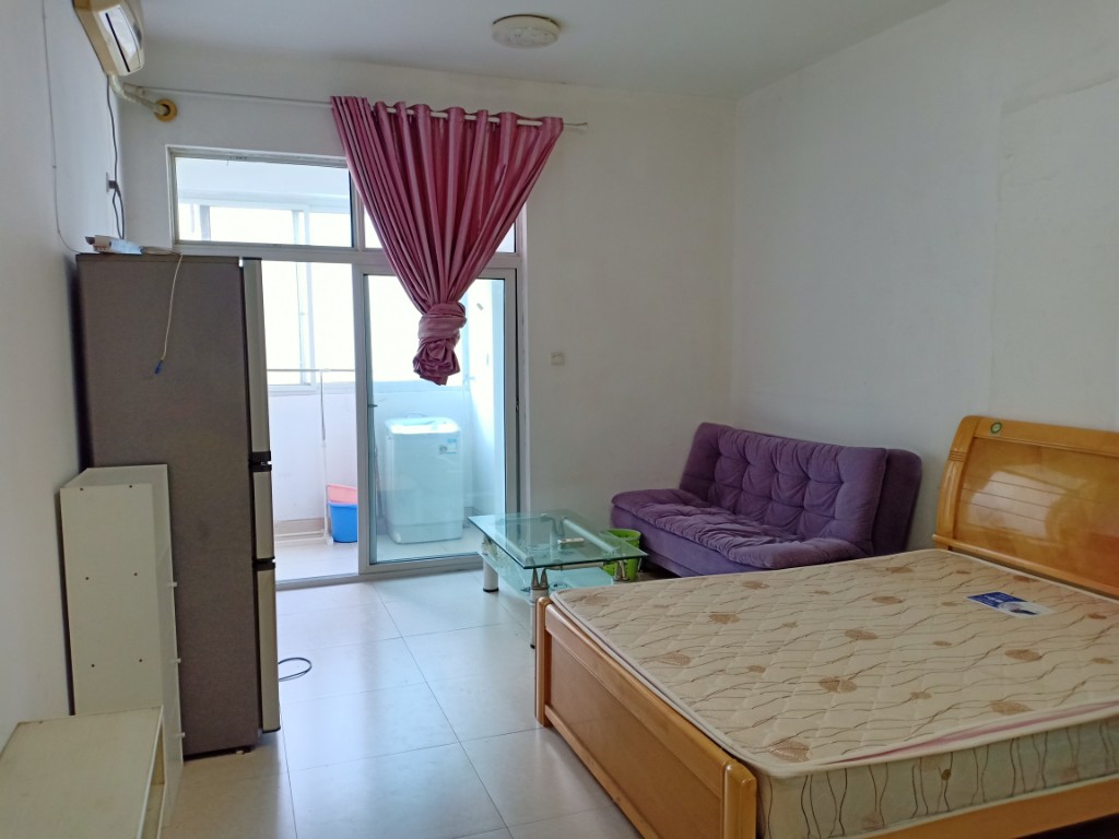 蓝筹公寓1栋 1室1厅1卫 16.8万 蓝筹公寓1栋 1室1厅1卫 16.8万客厅