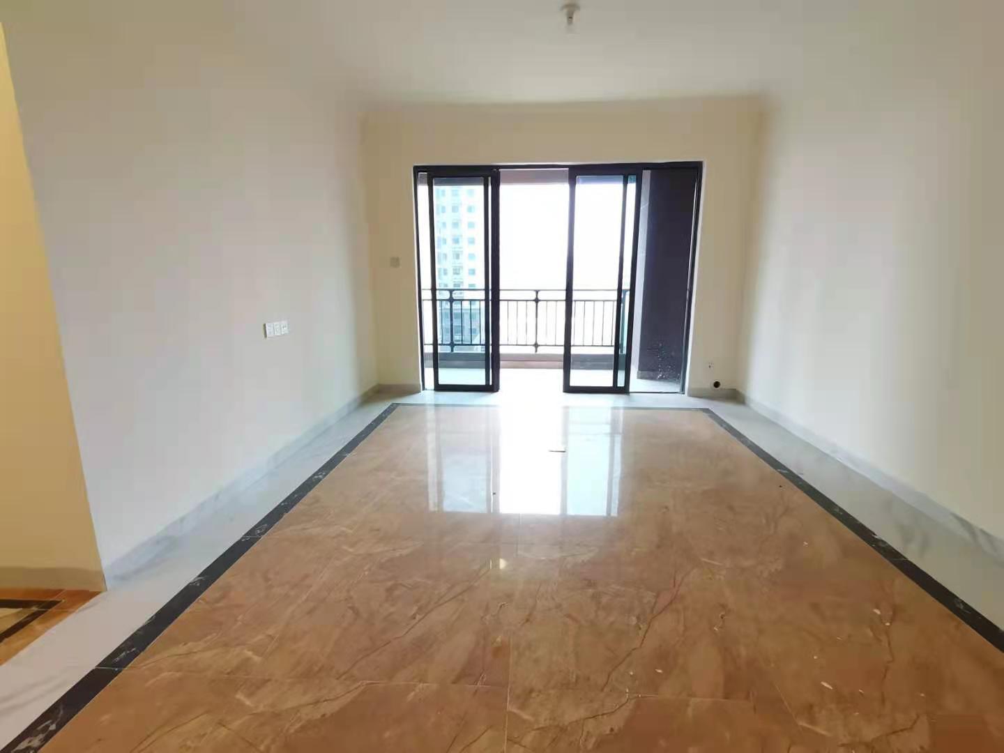 碧桂园梓山府 3室2厅2卫 2000.0元/月 碧桂园梓山府 3室2厅2卫 2000.0元/月室内图