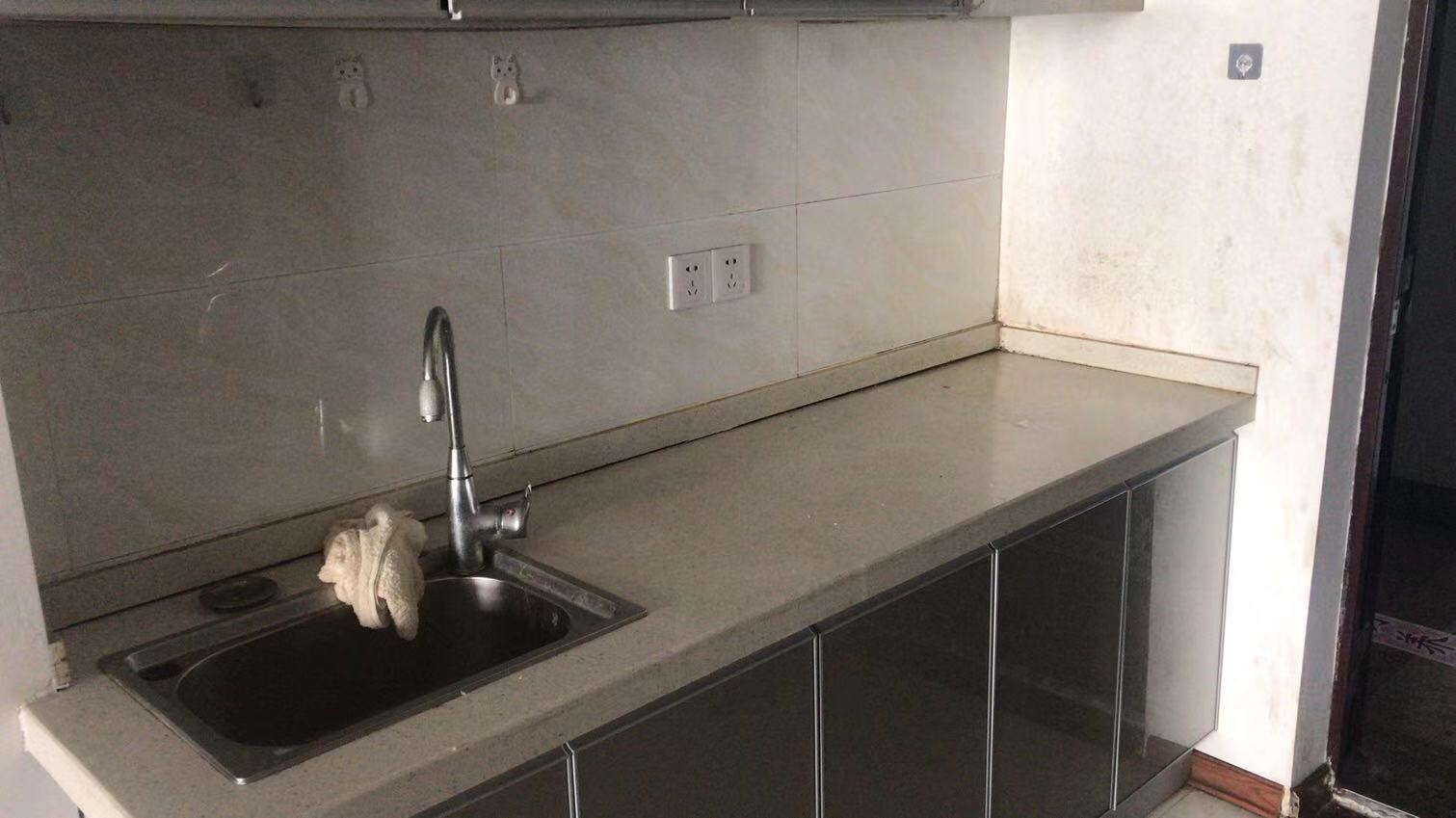 梓湖东城  1室1厅1卫    850.0元/月 梓湖东城  1室1厅1卫    850.0元/月室内图