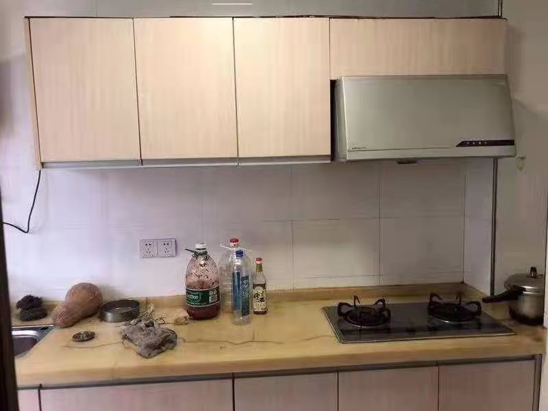 佳宁娜小区（梓山湖小区）  3室2厅2卫    81.8万客厅