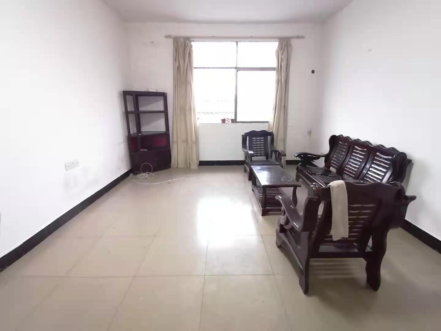 万利建材市场(万利大市场) 3室2厅1卫 700.0元/月 万利建材市场(万利大市场) 3室2厅1卫 700.0元/月室内图