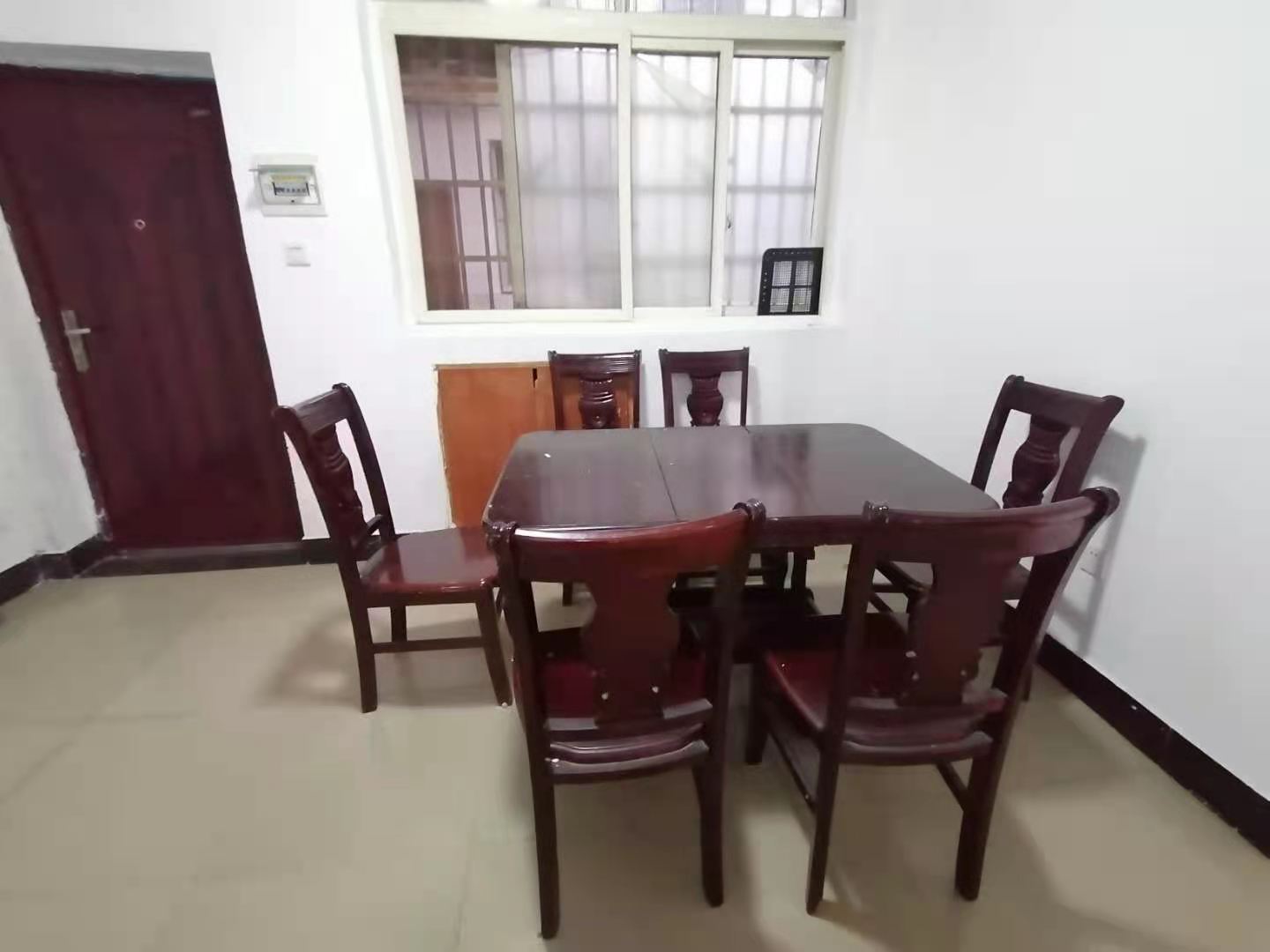 万利建材市场(万利大市场) 3室2厅1卫 700.0元/月 万利建材市场(万利大市场) 3室2厅1卫 700.0元/月室内图