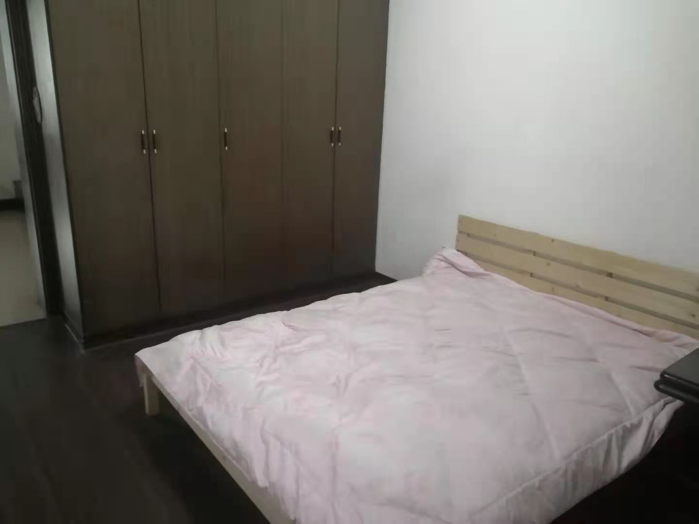 荷叶一村 2室1厅1卫 1000.0元/月 荷叶一村 2室1厅1卫 1000.0元/月室内图