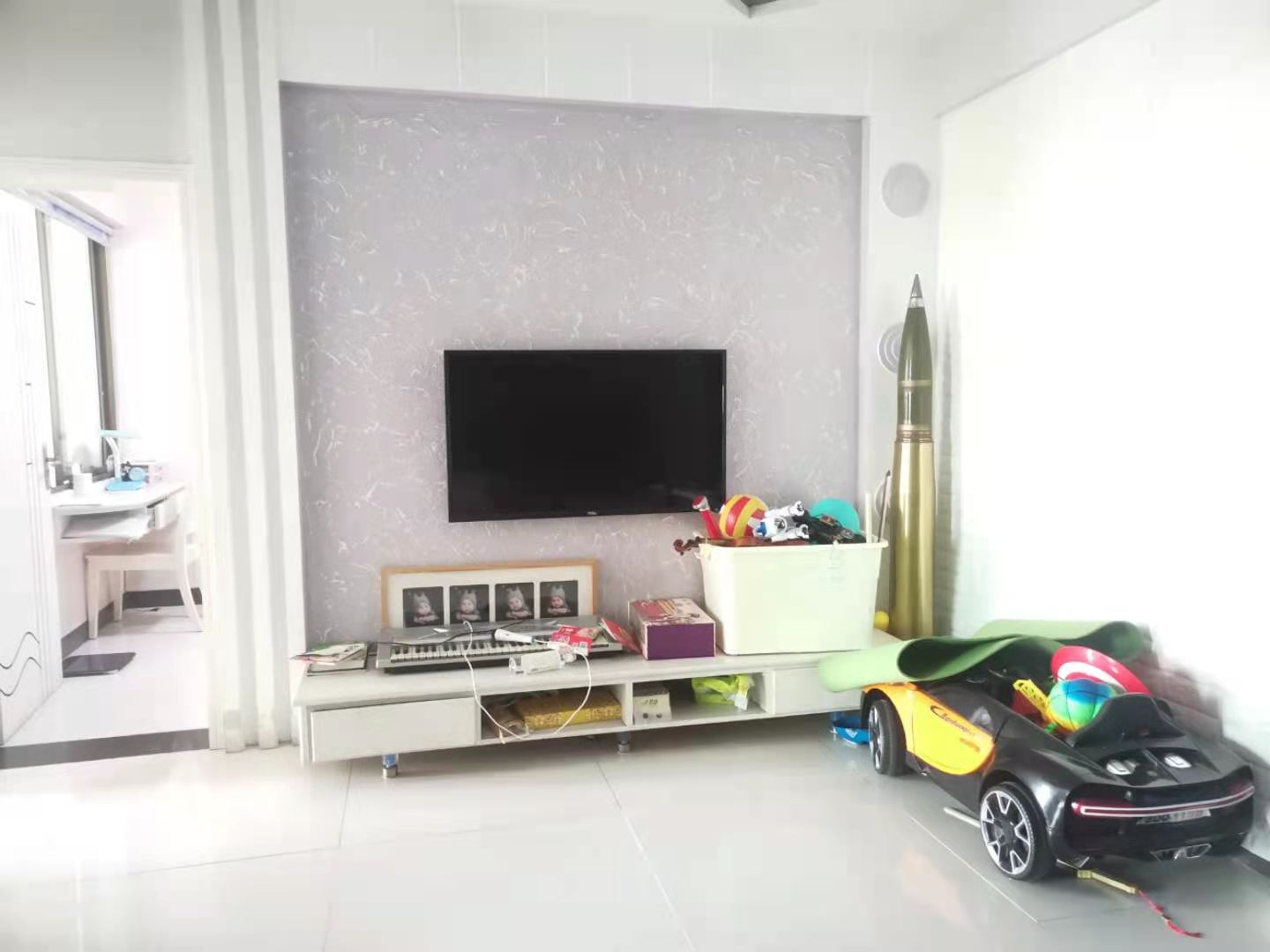 滨江财富中心 2室2厅1卫 59.8万 滨江财富中心 2室2厅1卫 59.8万客厅