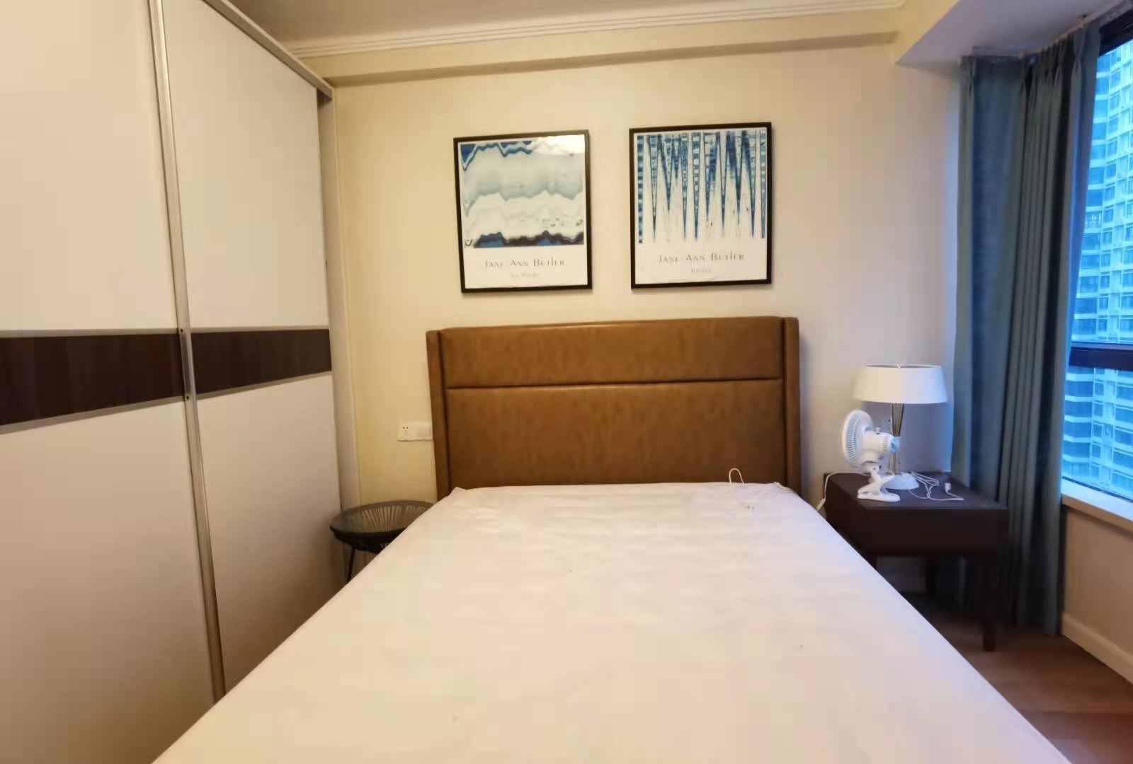 珠江愉景新城  3室2厅1卫   72.00万客厅