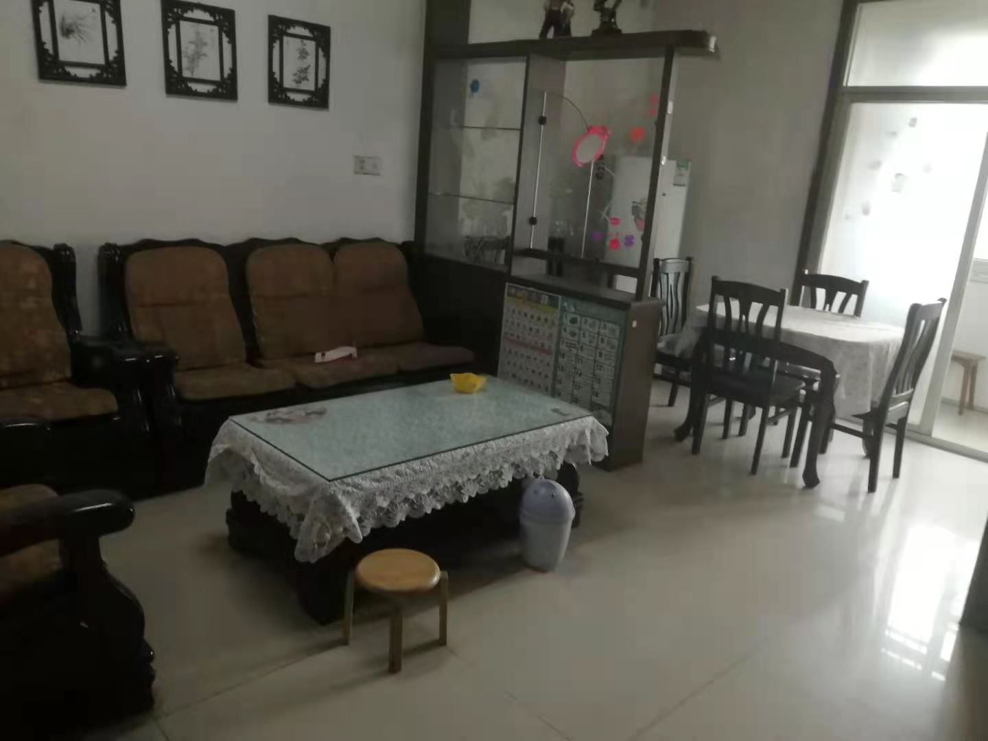 荷叶一村 2室1厅1卫 1000.0元/月 荷叶一村 2室1厅1卫 1000.0元/月室内图