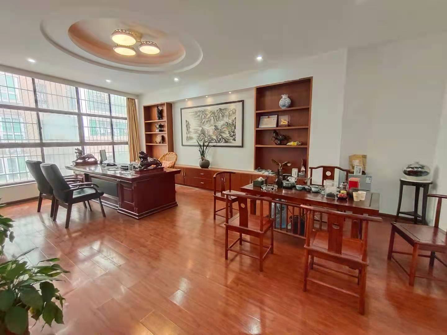 怡馨花地 3室2厅1卫 6000.0元/月 怡馨花地 3室2厅1卫 6000.0元/月室内图