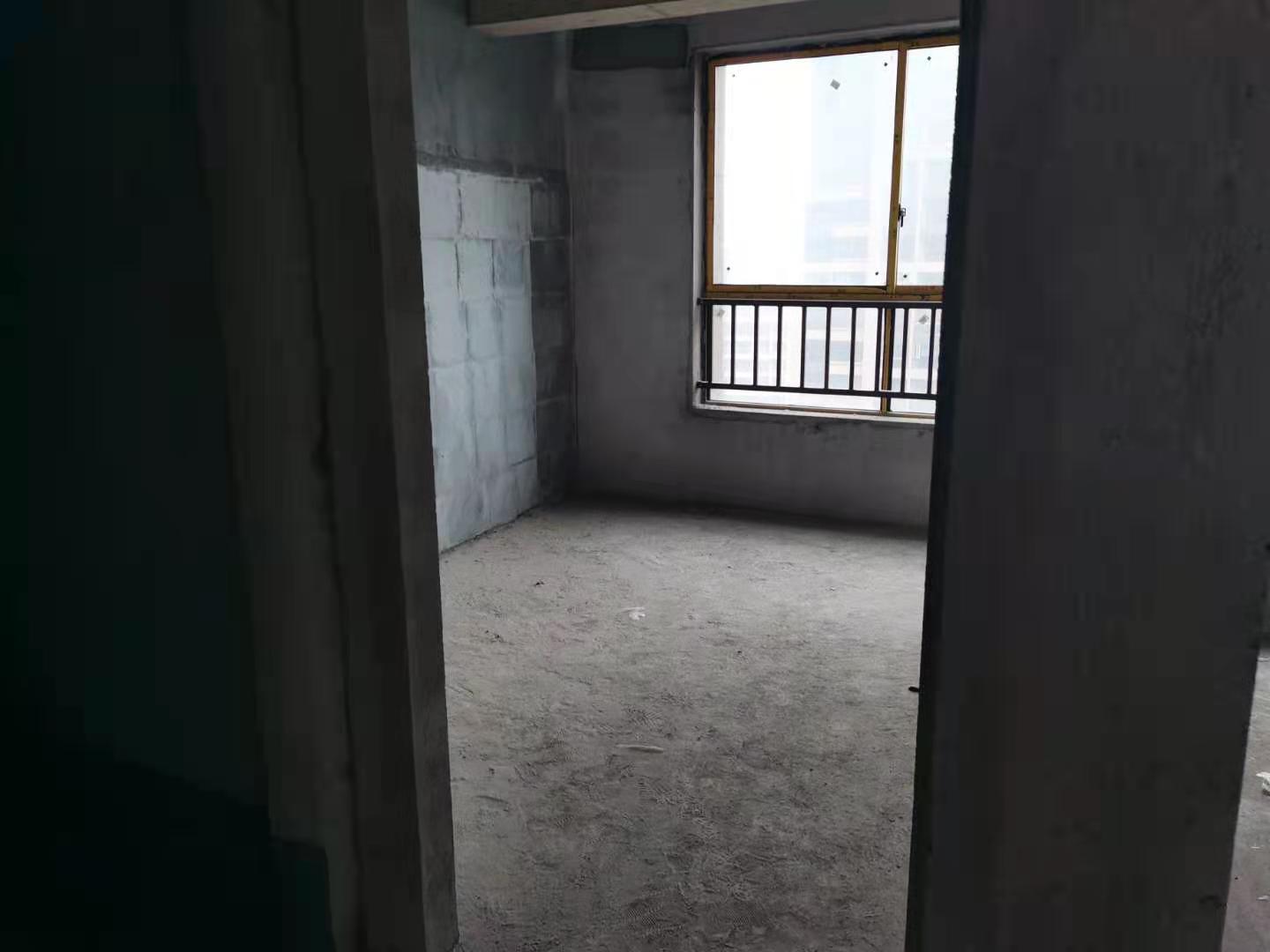 铂金汉宫  3室2厅2卫    91.8万 铂金汉宫  3室2厅2卫    91.8万客厅