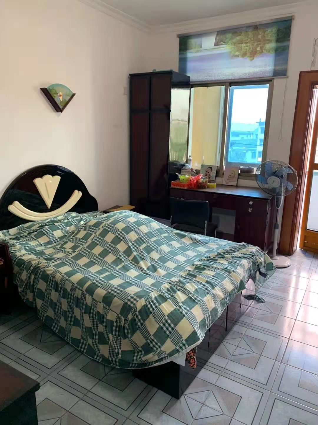 青松小区  2室2厅1卫    30.0万卧室