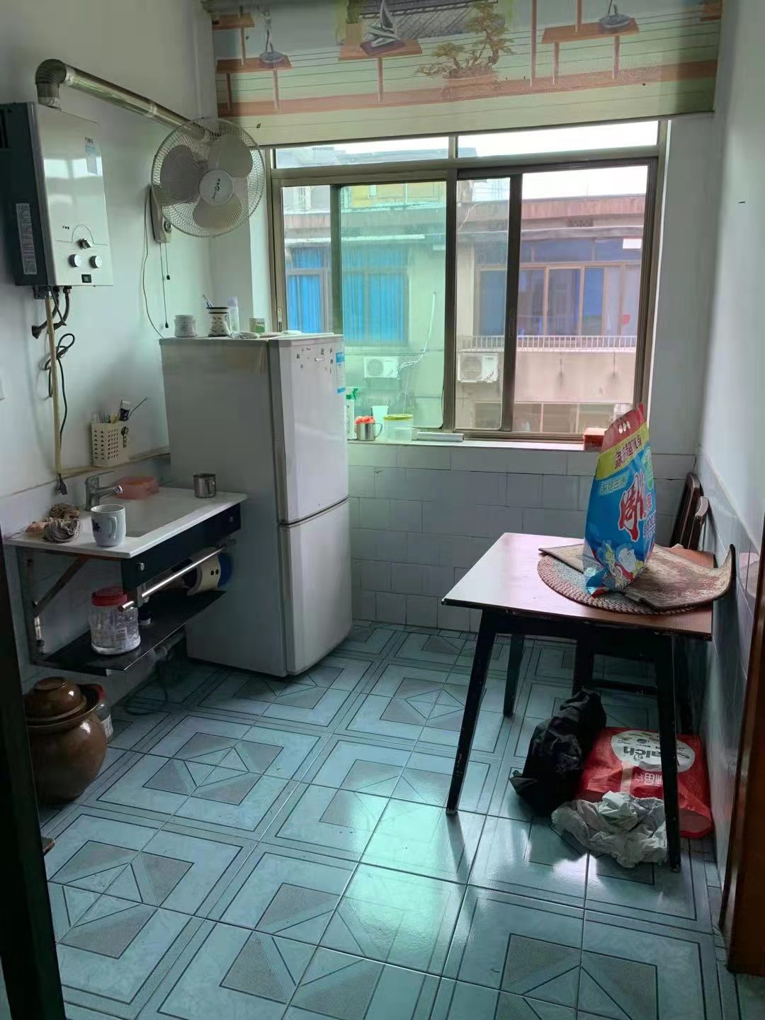 青松小区 2室2厅1卫 30.0万 青松小区 2室2厅1卫 30.0万客厅