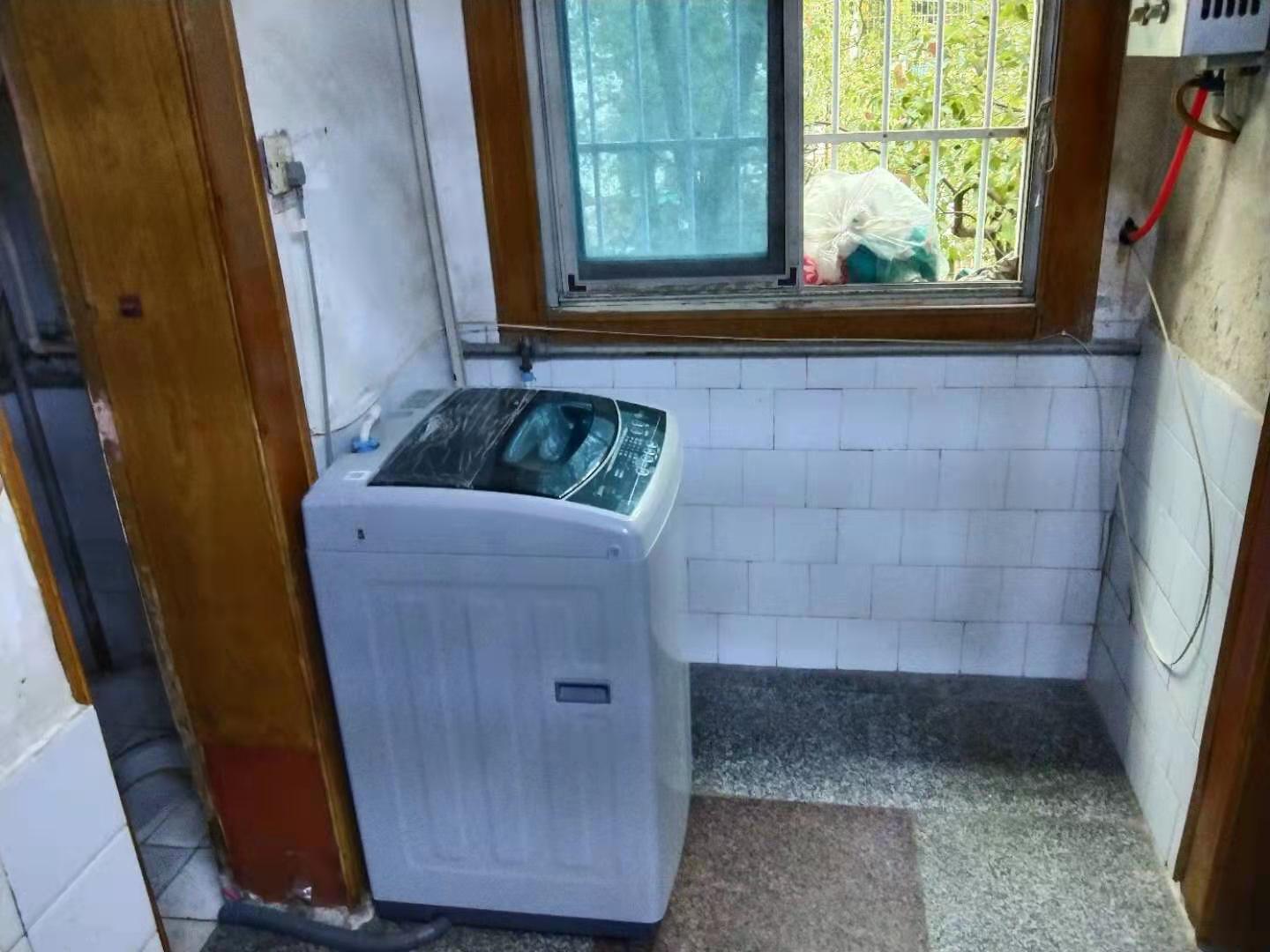 赫山区民政局家属楼 3室2厅12卫 1000.0元/月 赫山区民政局家属楼 3室2厅12卫 1000.0元/月室内图