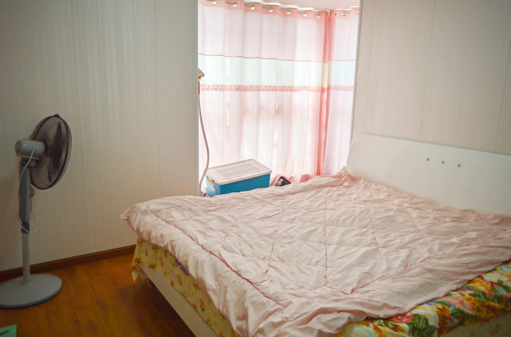 桃花缘  2室2厅1卫   61.00万客厅