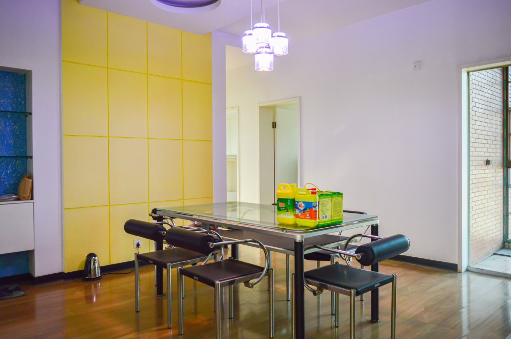 丽景雅苑 4室2厅2卫 46.0万 丽景雅苑 4室2厅2卫 46.0万卫生间