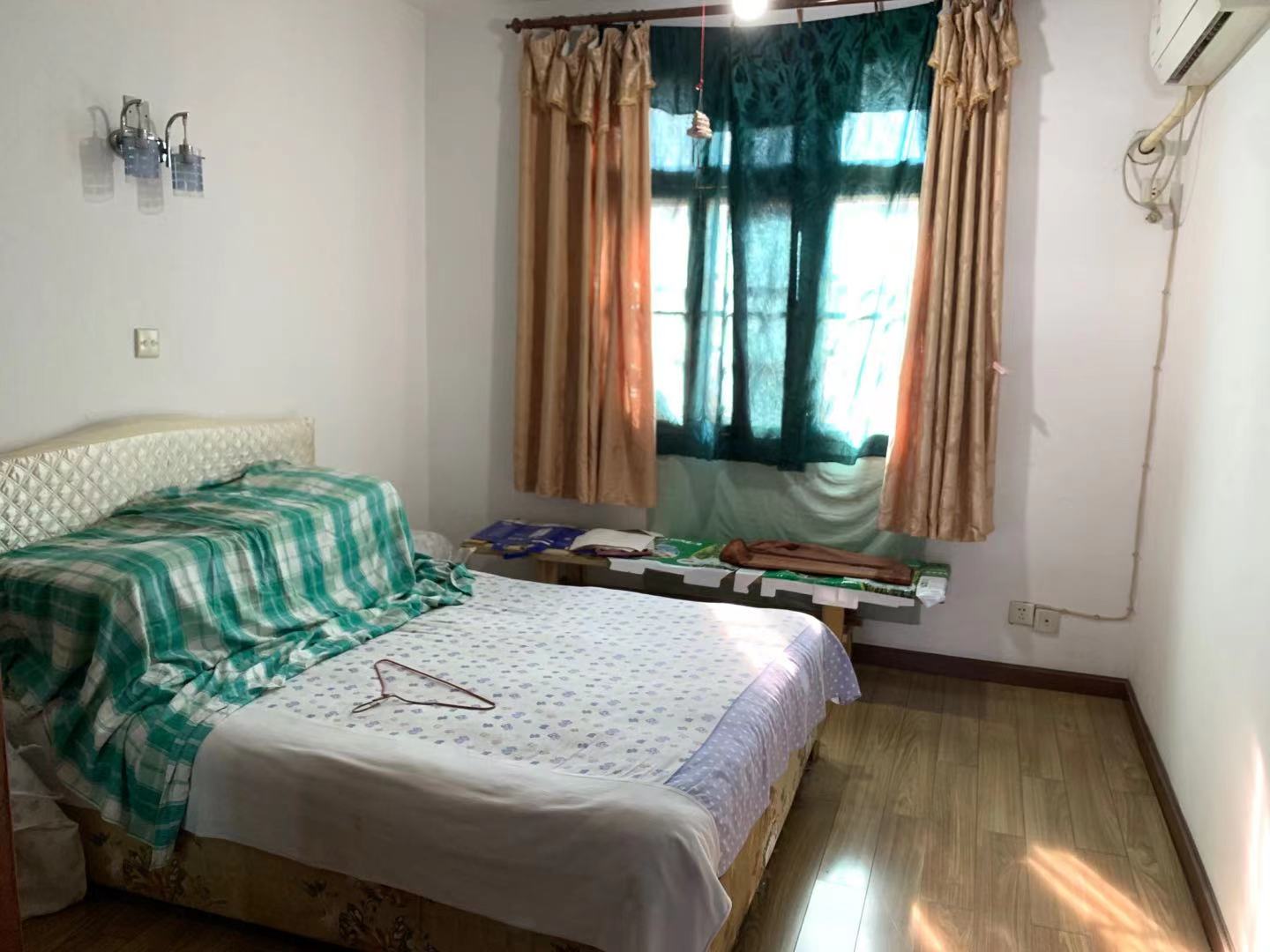 板塘铺轻机厂 2室1厅1卫 800.0元/月 板塘铺轻机厂 2室1厅1卫 800.0元/月室内图