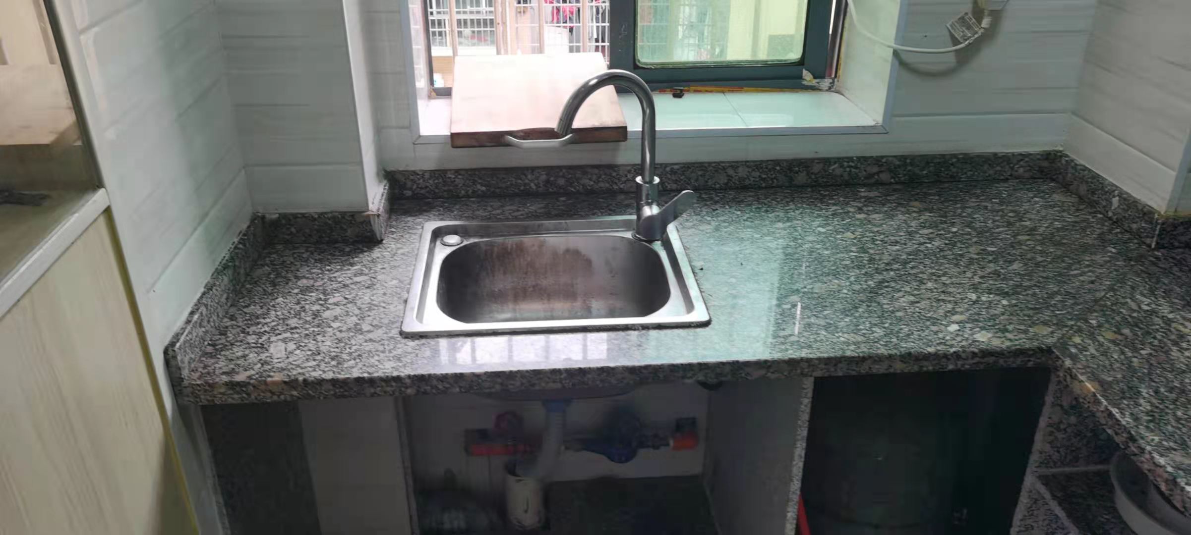 长湖小区 1室1厅1卫 1000.0元/月 长湖小区 1室1厅1卫 1000.0元/月室内图