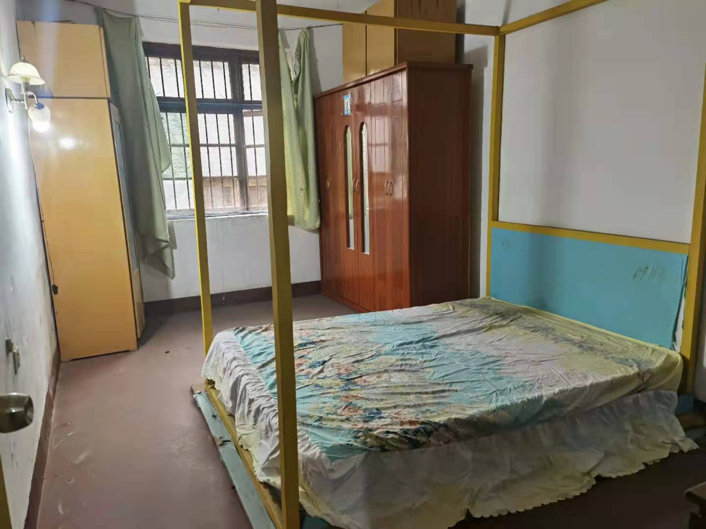 下摄司半边街  2室1厅1卫   600.00元/月室内图