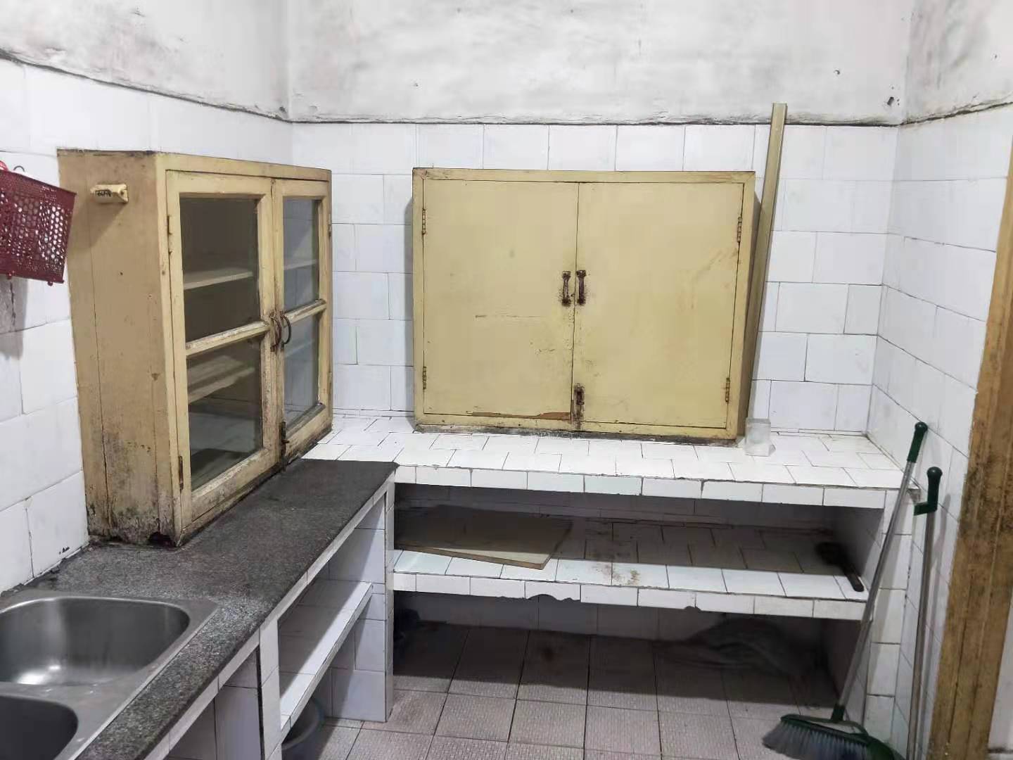 金花苑小区 3室2厅1卫 600.0元/月 金花苑小区 3室2厅1卫 600.0元/月室内图