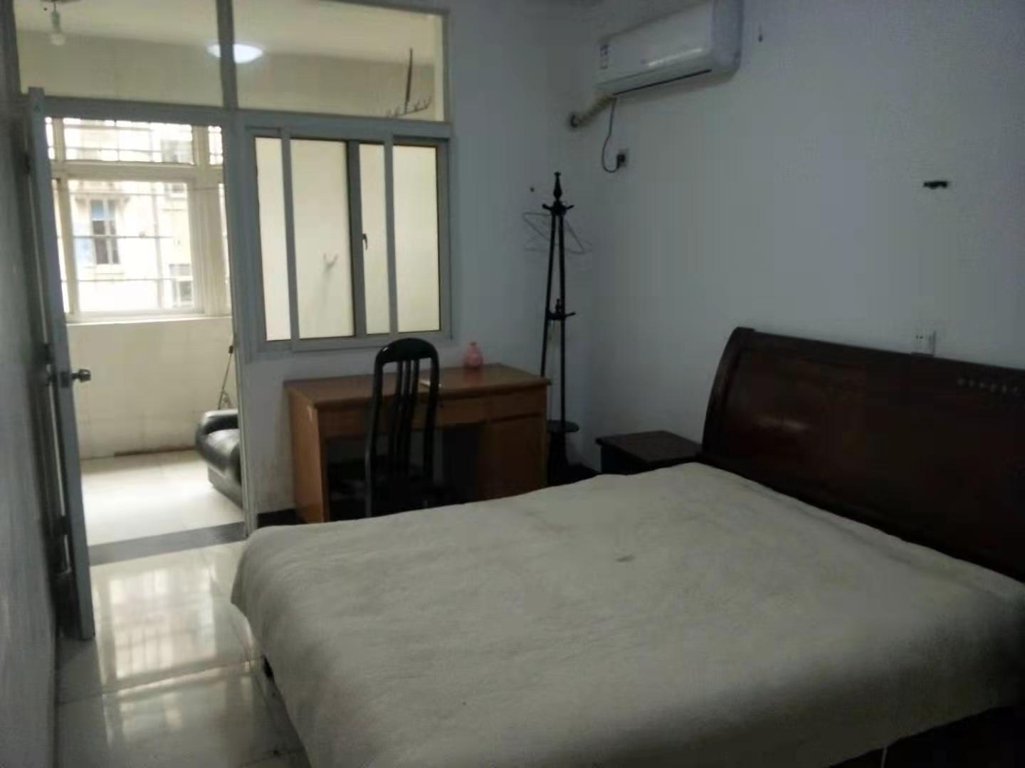 715矿小区  3室2厅2卫    1400.0元/月 715矿小区  3室2厅2卫    1400.0元/月室内图