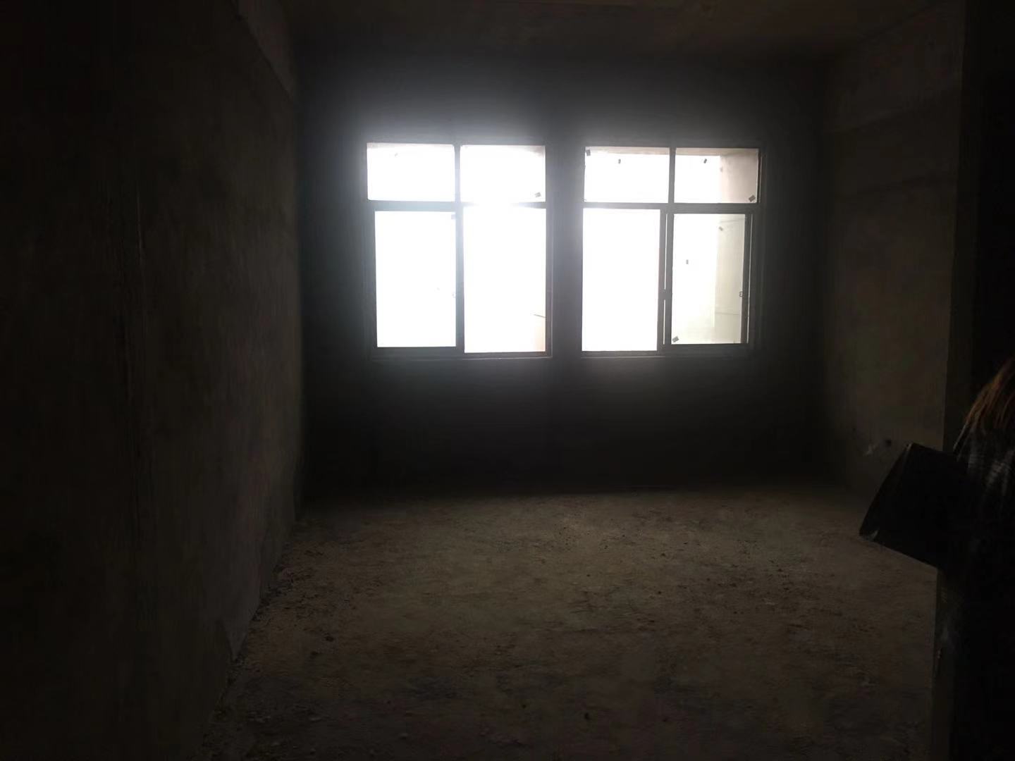 云顶上品  1室1厅1卫    25.8万 云顶上品  1室1厅1卫    25.8万卧室