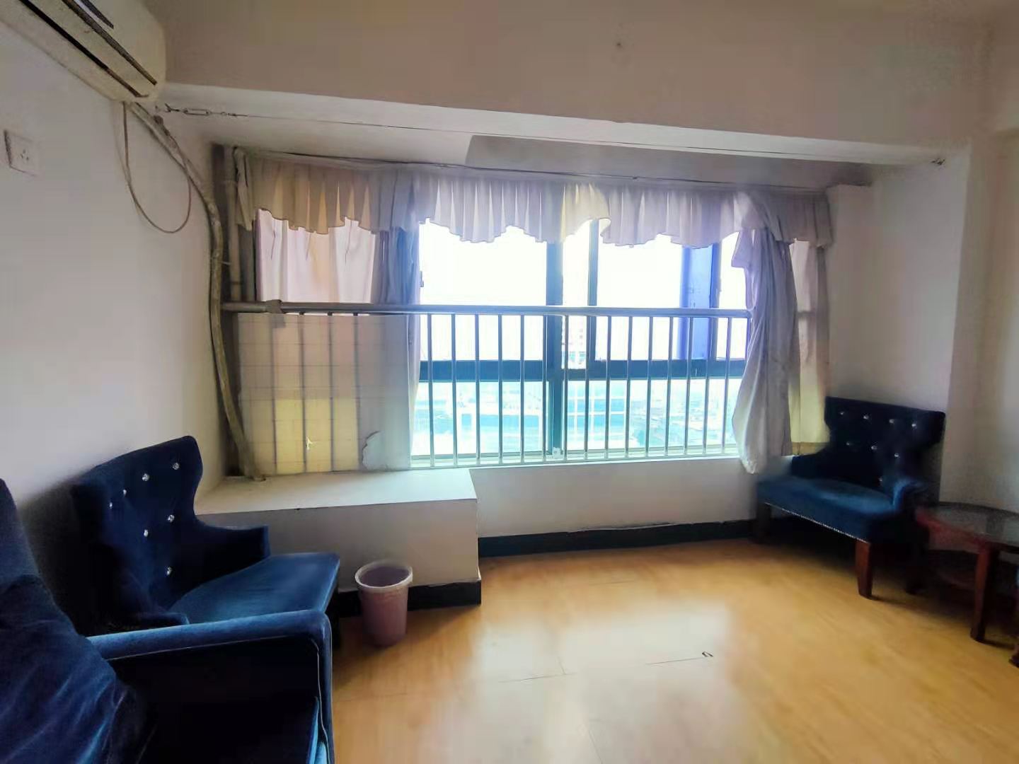 环球国际大厦  1室1厅1卫    1200.0元/月 环球国际大厦  1室1厅1卫    1200.0元/月小区图