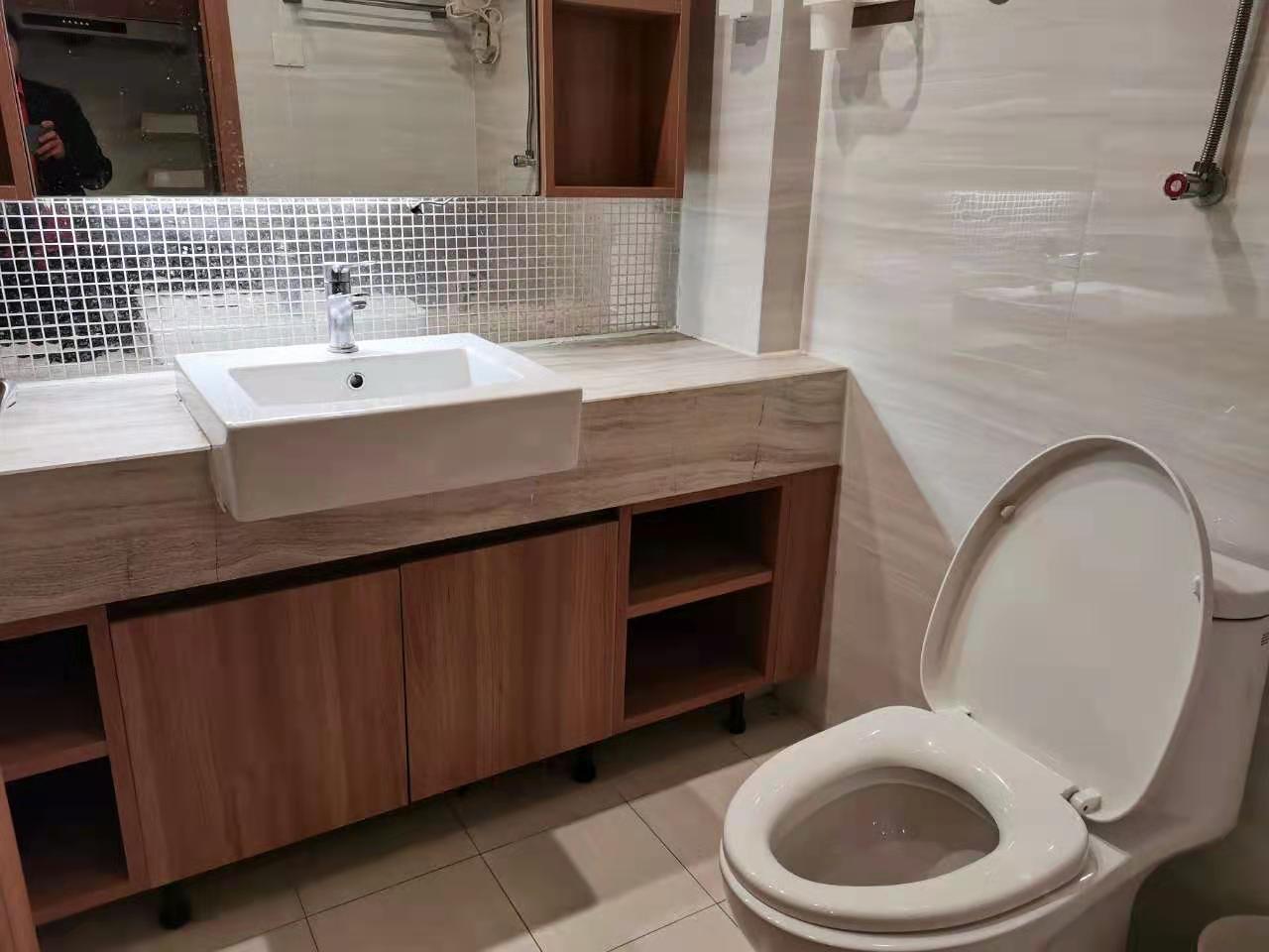 恒大绿洲  1室1厅1卫    1680.0元/月 恒大绿洲  1室1厅1卫    1680.0元/月室内图