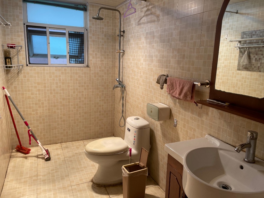 光华美邻  2室1厅1卫    2400.0元/月 光华美邻  2室1厅1卫    2400.0元/月室内图