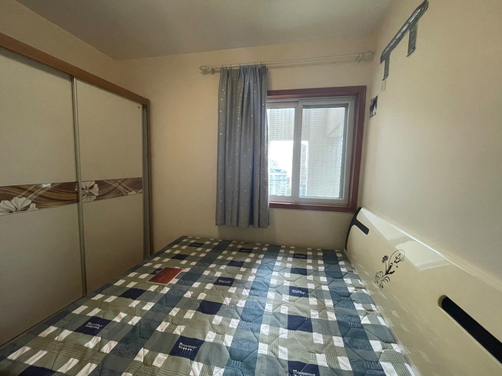 光华美邻  2室1厅1卫    2400.0元/月 光华美邻  2室1厅1卫    2400.0元/月室内图