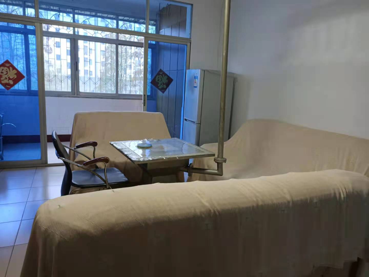 新华东路散盘 2室2厅1卫 1100.0元/月 新华东路散盘 2室2厅1卫 1100.0元/月小区图