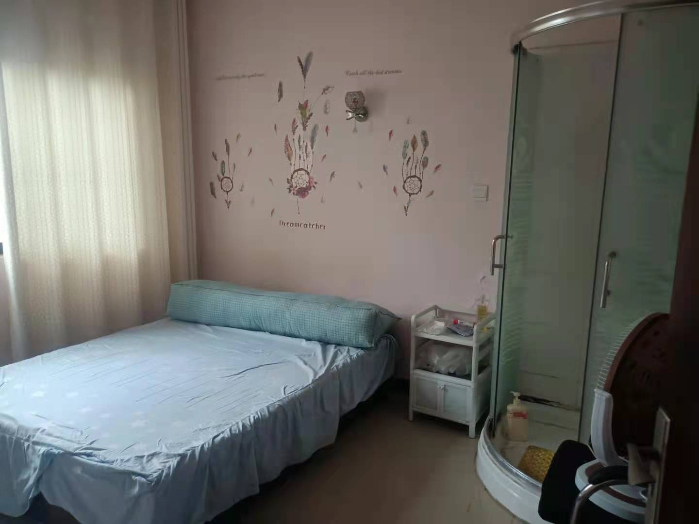 银泰财富广场  5室2厅2卫   3600.00元/月室内图