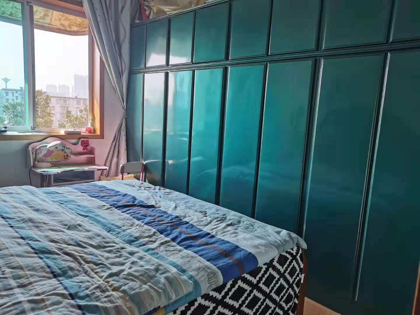 益阳师范家属区 3室2厅1卫 52.0万 益阳师范家属区 3室2厅1卫 52.0万客厅