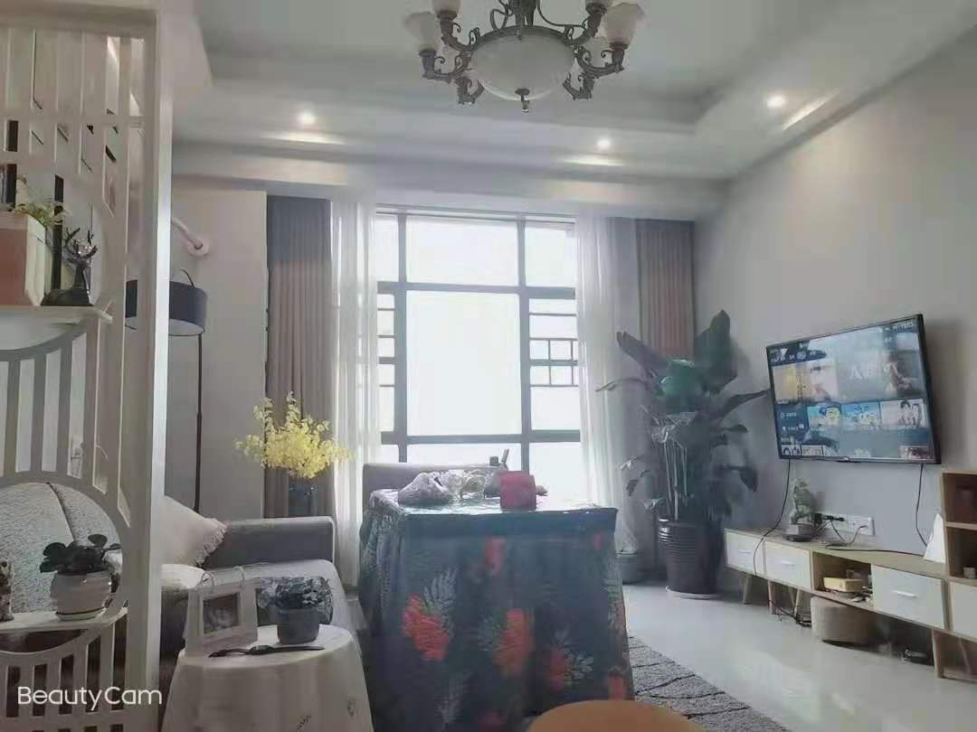 大汉巨龙家园 4室2厅2卫 88.8万 大汉巨龙家园 4室2厅2卫 88.8万客厅