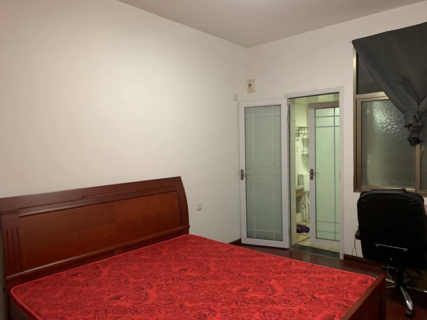 滨江水岸  2室1厅1卫    35.8万 滨江水岸  2室1厅1卫    35.8万卧室