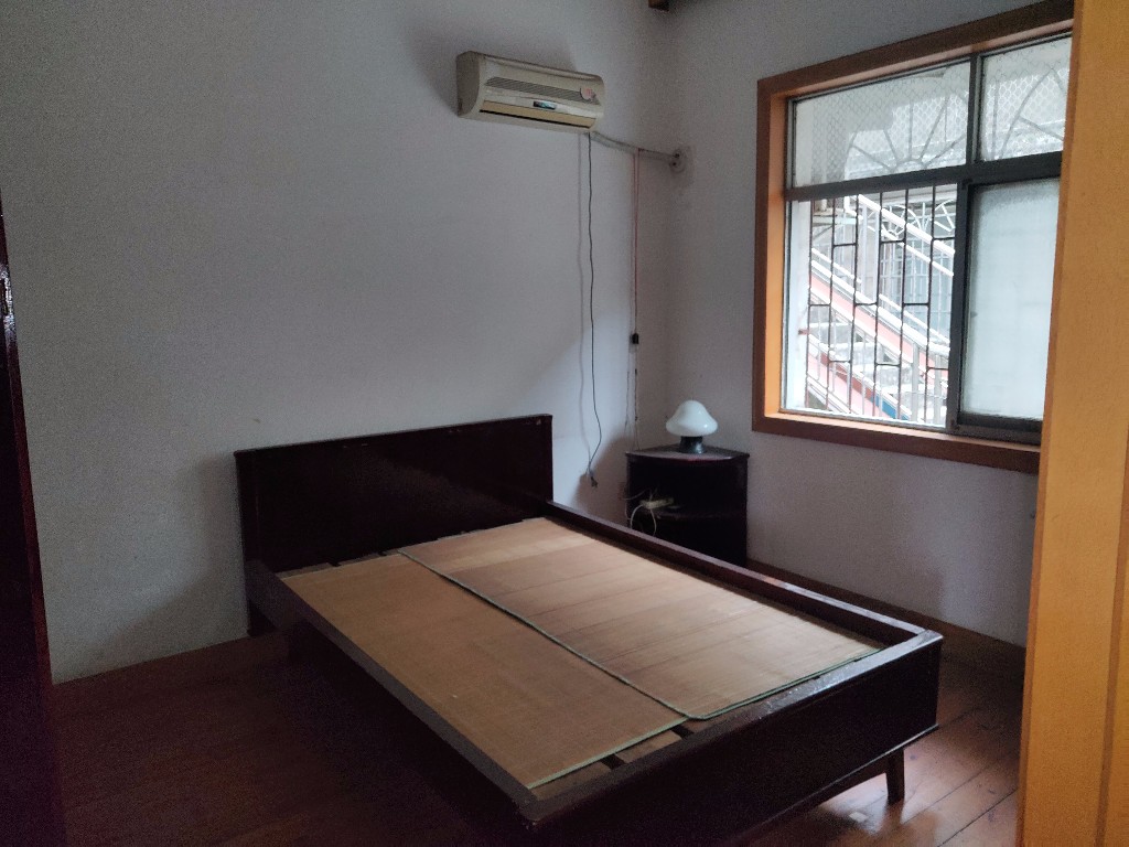 锦云综合楼 3室2厅1卫 1000.0元/月 锦云综合楼 3室2厅1卫 1000.0元/月室内图