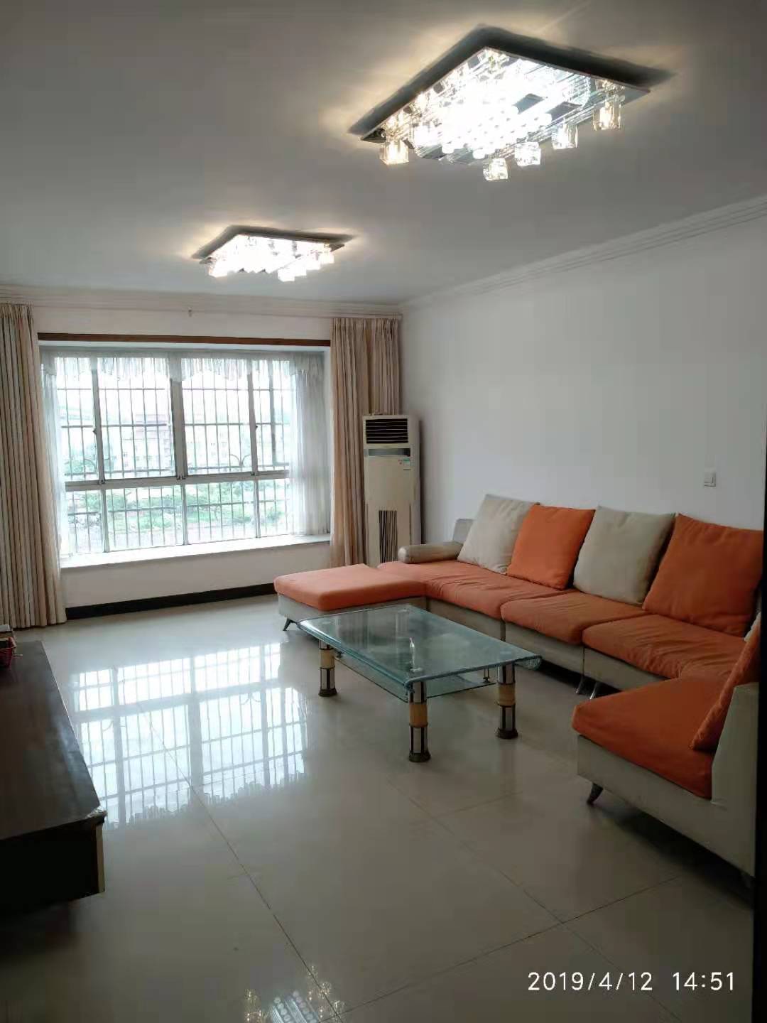 汽车城 4室2厅3卫 2800.0元/月 汽车城 4室2厅3卫 2800.0元/月室内图