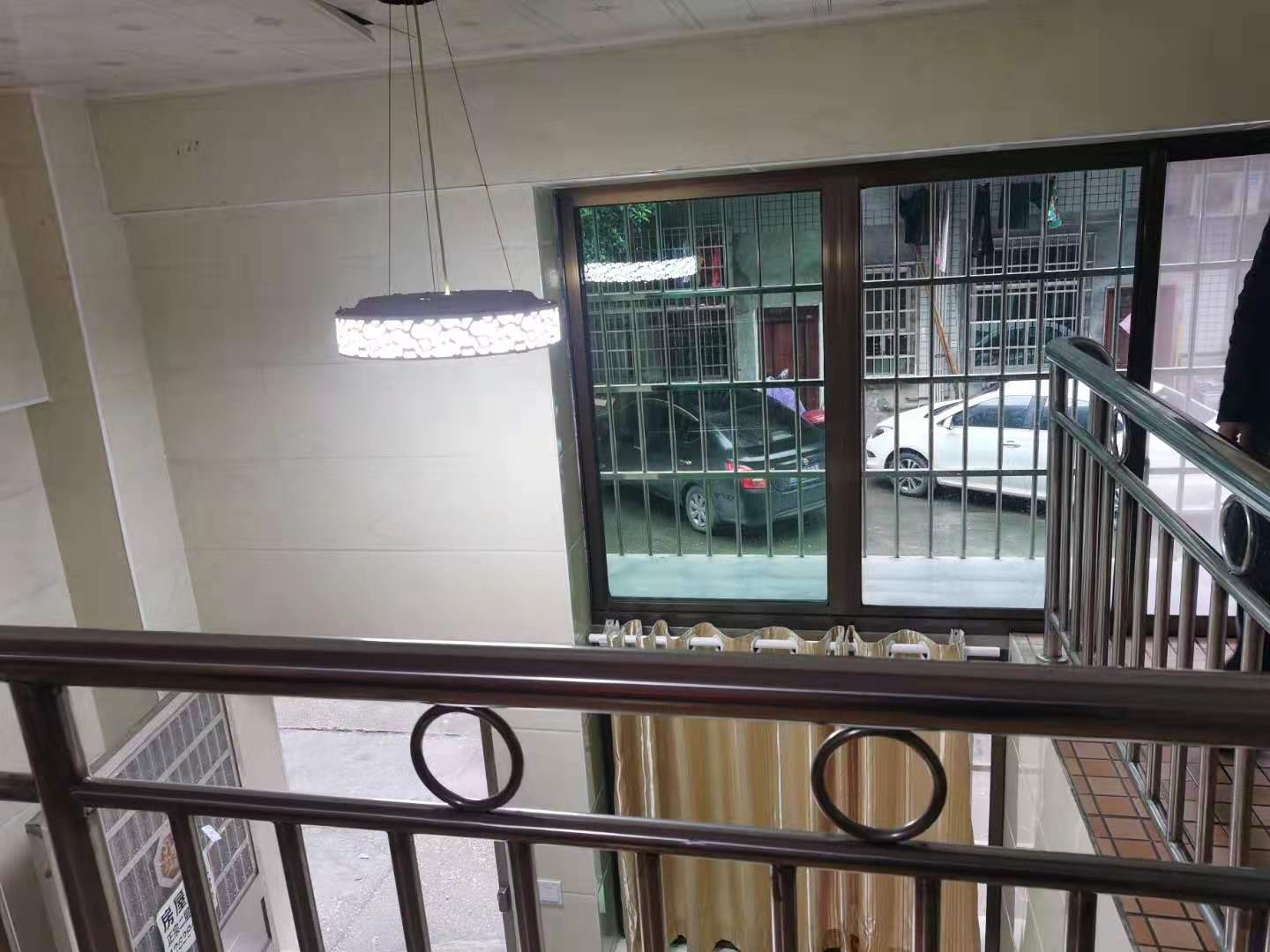 大海塘村  1室2厅1卫    1000.0元/月 大海塘村  1室2厅1卫    1000.0元/月室内图